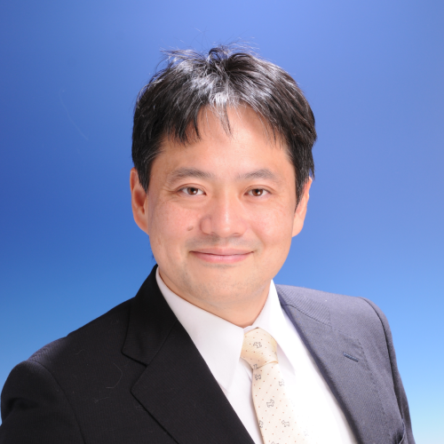 坪田 康佑  氏