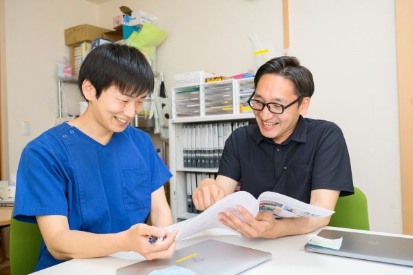 「わかちな訪問看護ステーション」スタッフとのミーティング