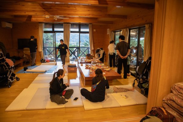 穏やかな雰囲気のコテージ内