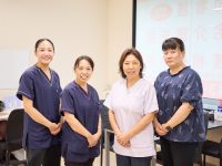 “すぐに動く”を支えるしくみ――待たせないケアと、信頼でつながるチームの力～訪問看護ステーションれんげの花　野老さん・富田さんにインタビュー～