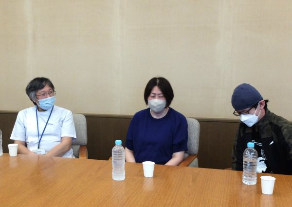 傷から栄養が漏れ出てしまう