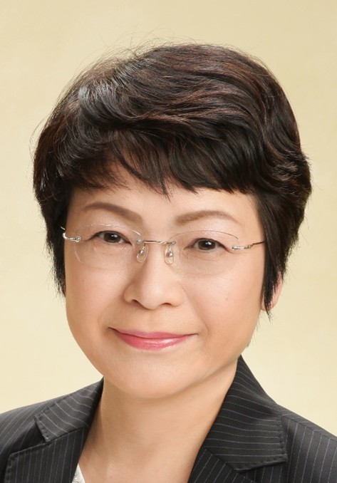 1978年神奈川県立病院に入職。看護局長や副院長の経験を経て2019年定年退職。<br>2021年より認定NPO法人横浜こどもホスピスプロジェクトの理事に着任。